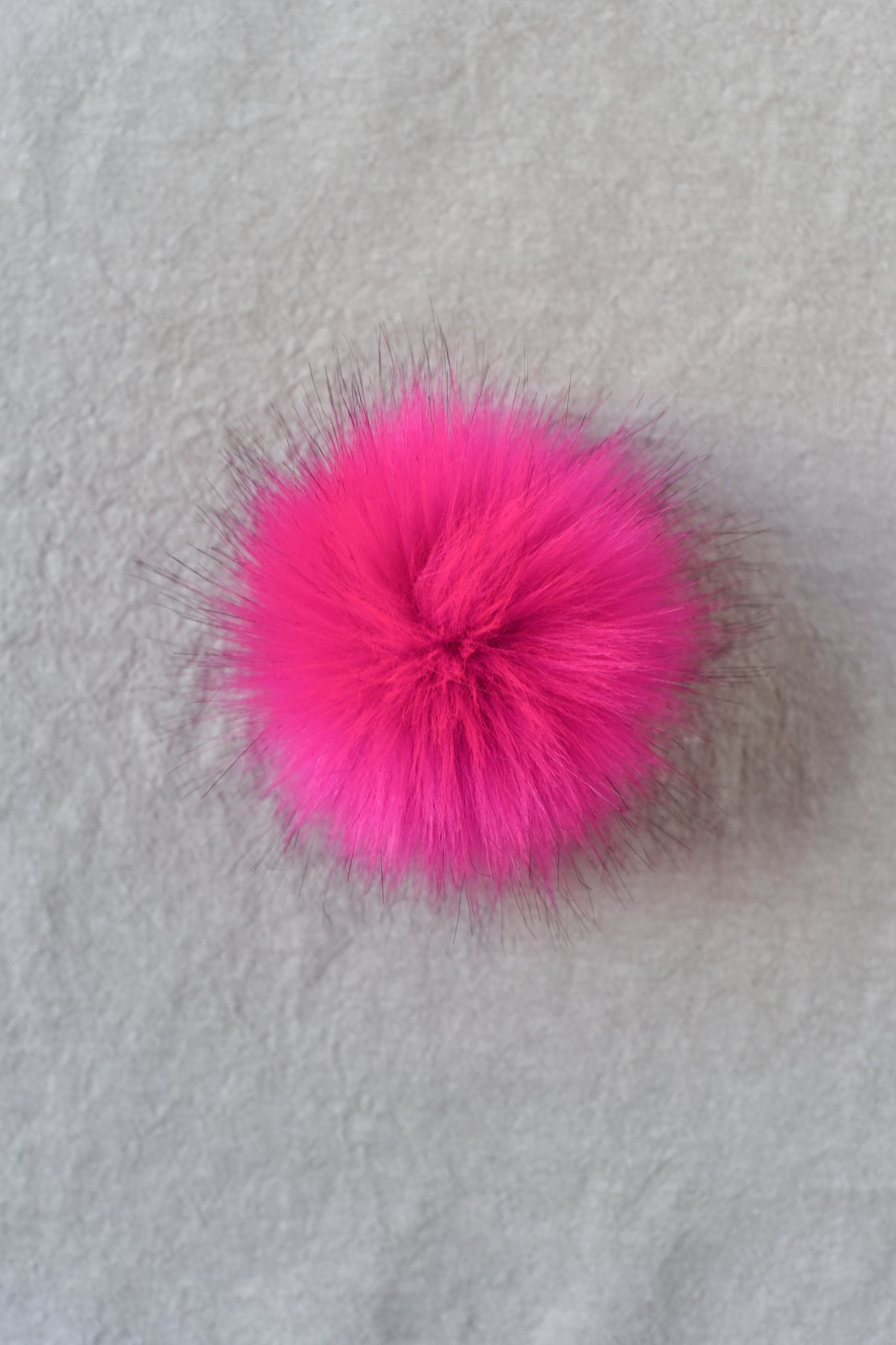Faux Fur Pom Pom Pink Quartz, Snap Closure – Wool and Company